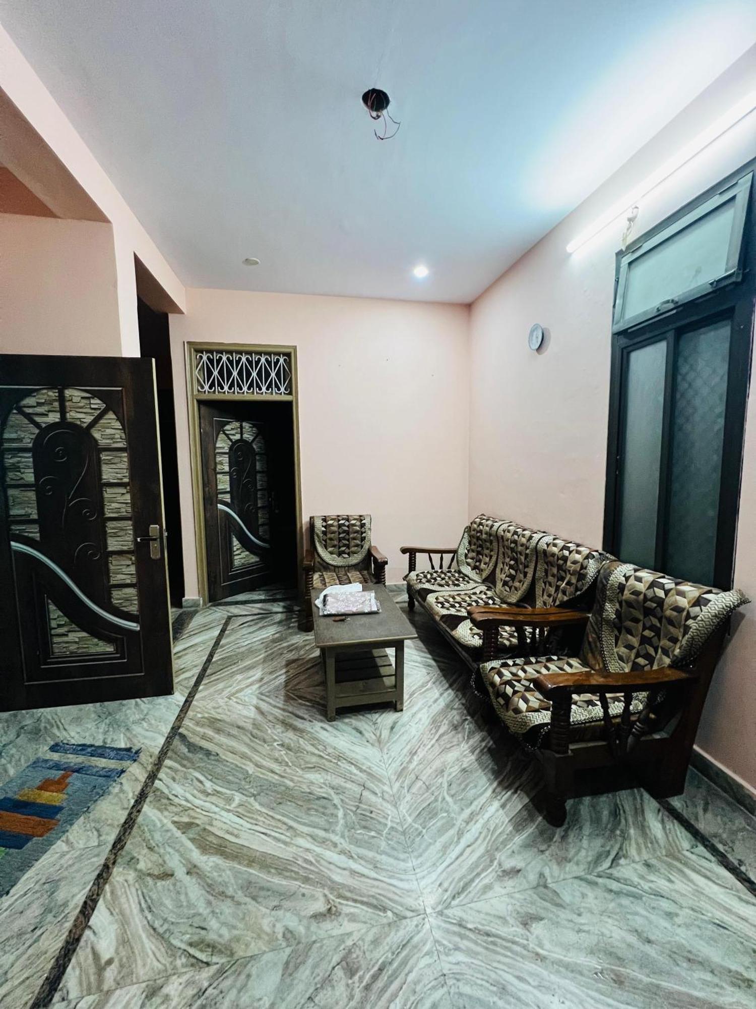 Annapurna Homestays Varanasi Exteriör bild